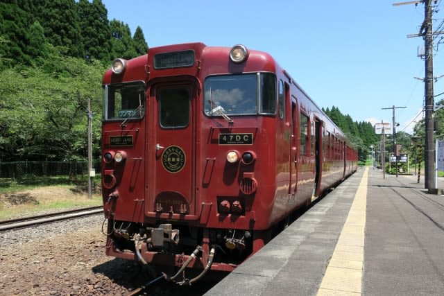 JR九州の新観光列車、デザイン担当はIFOO。「いさぶろう・しんぺい」を改造