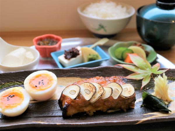 [Yonohoncho/Yono] Enjoy delicious rice and sweets at “Fish and Chicken Izakaya Yoisan”