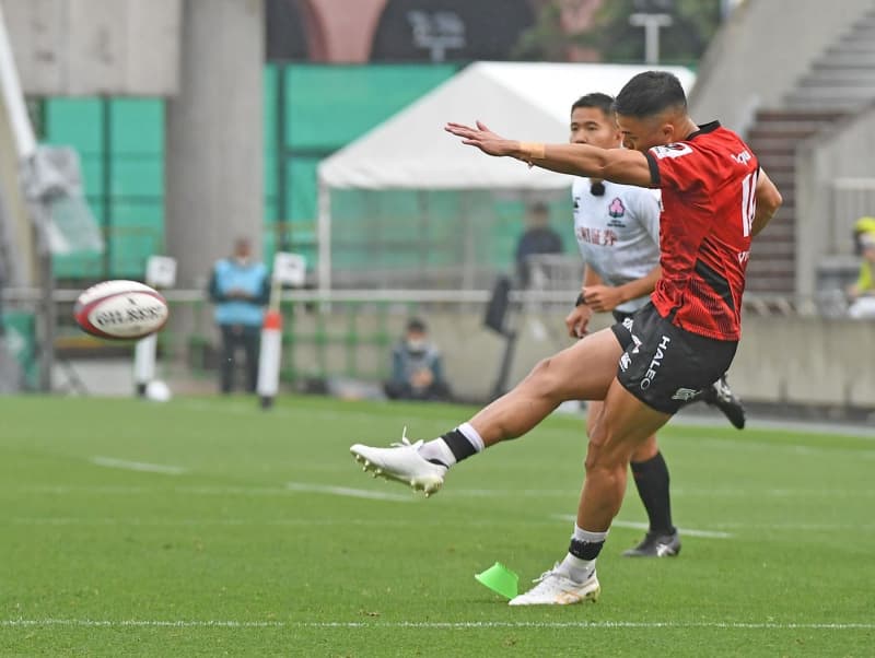 Rugby Tamura, de Clark and others struggle, but Yokohama loses come-from-behind, failing to advance to the final for the first time