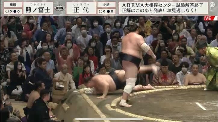 Yokozuna Terunofuji, returning for the first time in four places, defeats Masayo on the first day of the summer place Commentary former Wakanohana "I was calm"