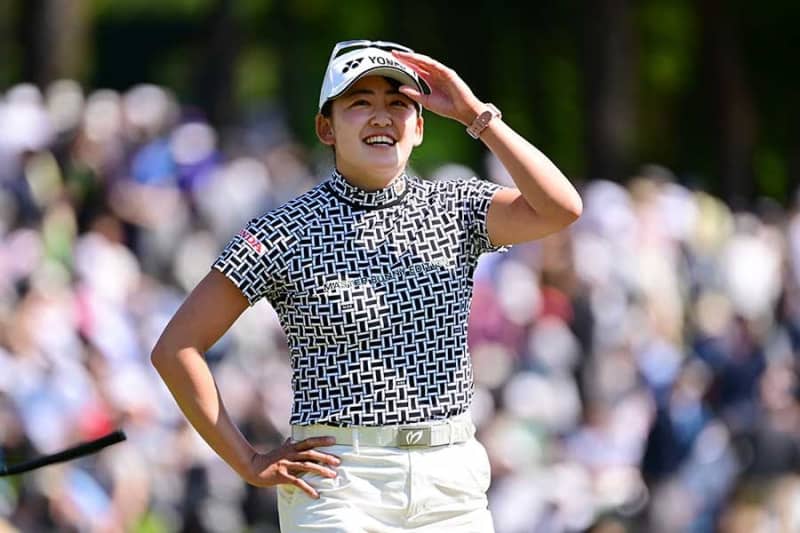 Excited voices at sisters' direct drama battle at women's golf PO