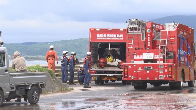 Fishing on a boat to the Sea of ​​Japan ... Pilot temporarily unconscious at sea Rescued by firefighters