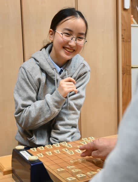 How to increase the number of female shogi enthusiasts in Iwate prefecture?