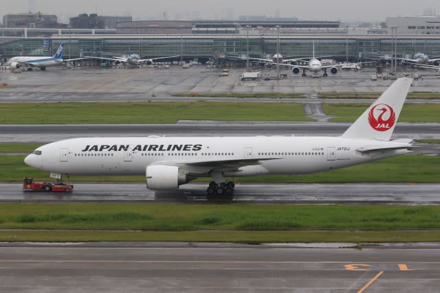 「JA701J 退役チャーター便」がアメリカへ出発、JAL 777-200ER 残り1機に