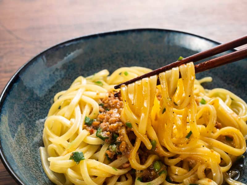 "It's too easy!" How to make "Taiwan Mazesoba Udon" without using pots or frying pans