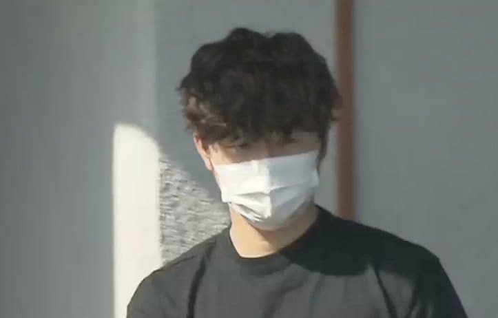 ``Gift for her'' Stealing a 440 million yen bracelet at a jewelry store in Ginza Arrested a 21-year-old unemployed man to buy...