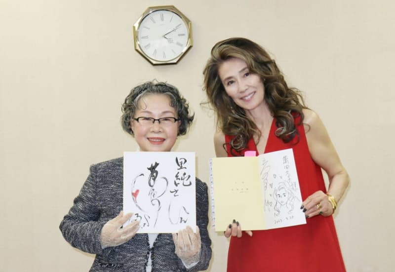A talk between Hisako Manda and Rizumi Takaguchi, the author of "The Melancholy of Granma"!Doumeki Miki is "my ideal image"