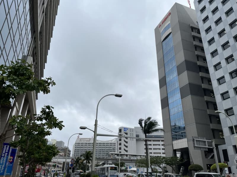 沖縄・奄美が梅雨入り　平年より1週間前後遅く　局地的に非常に激しい雨のおそれ