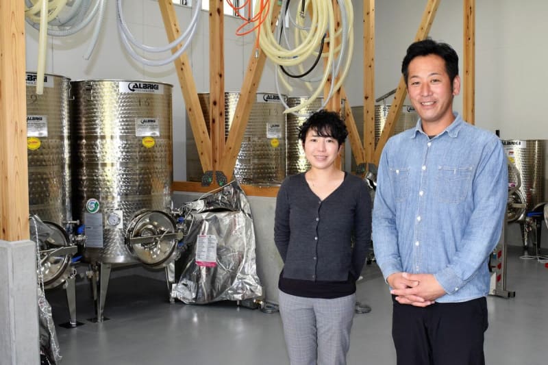 念願…宇都宮でワイン醸造　自らブドウ栽培・吉村さん夫妻が挑戦　設備も準備万端