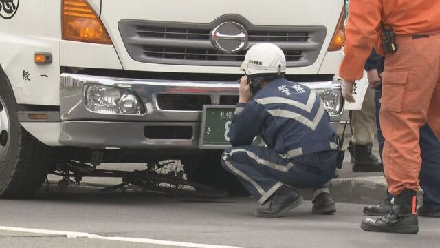 トラックが自転車を巻き込む　50代男性意識不明　トラック運転手を逮捕　札幌・西区
