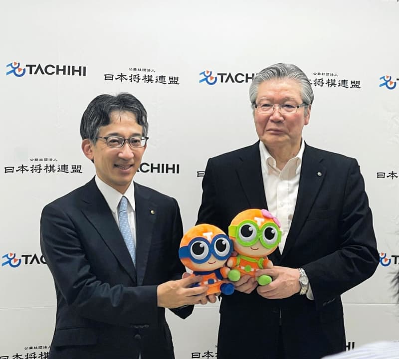 将棋の50歳以上の公式戦「達人戦」新設　羽生善治九段らレジェンド参戦　佐藤会長「年長者も元気だ…