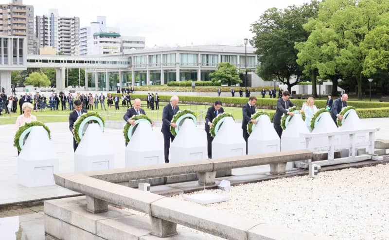 首相「G7首脳と被爆の実相に触れ、胸に刻む時を共有した」　広島サミット初日終え意義強調