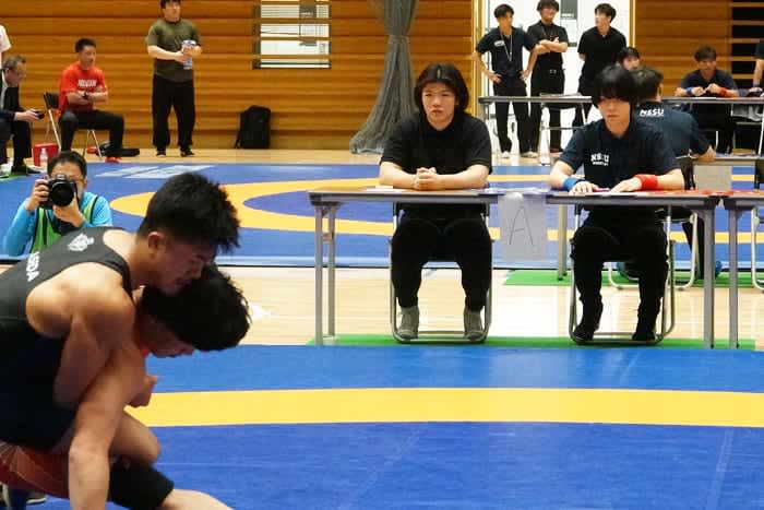 <Wrestling> [2023 East Japan Student League Match Special Feature] Akari Fujinami (Nippon Sport Science University) makes referee debut