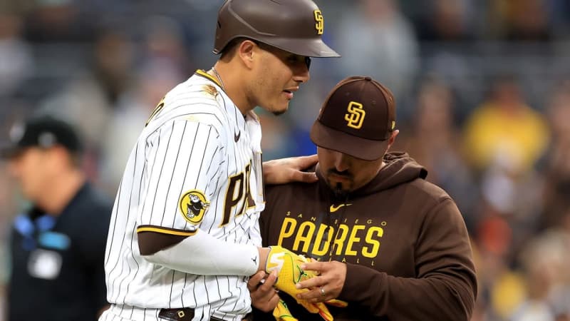 Padres hurt as Machado goes on disabled list with left hand fracture