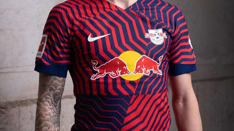 Leipzig unveil new kits for 2023-24!Is it a "Red Bull can" design?