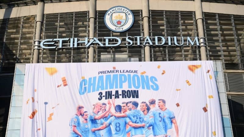 Manchester City win the Premier League for the third time in a row!Arsenal manager Arteta also said, "I have to congratulate...