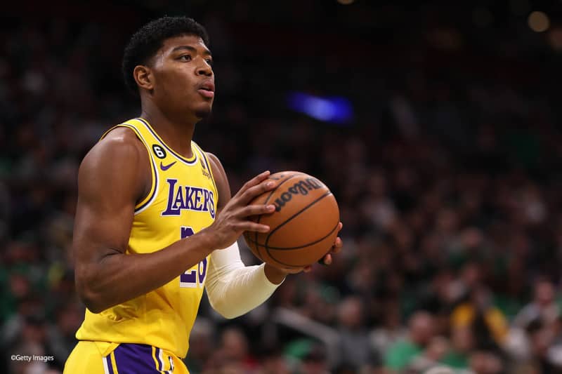 The Lakers' home base is the first loss, and they are crowned.Rui Hachimura scored 13 points
