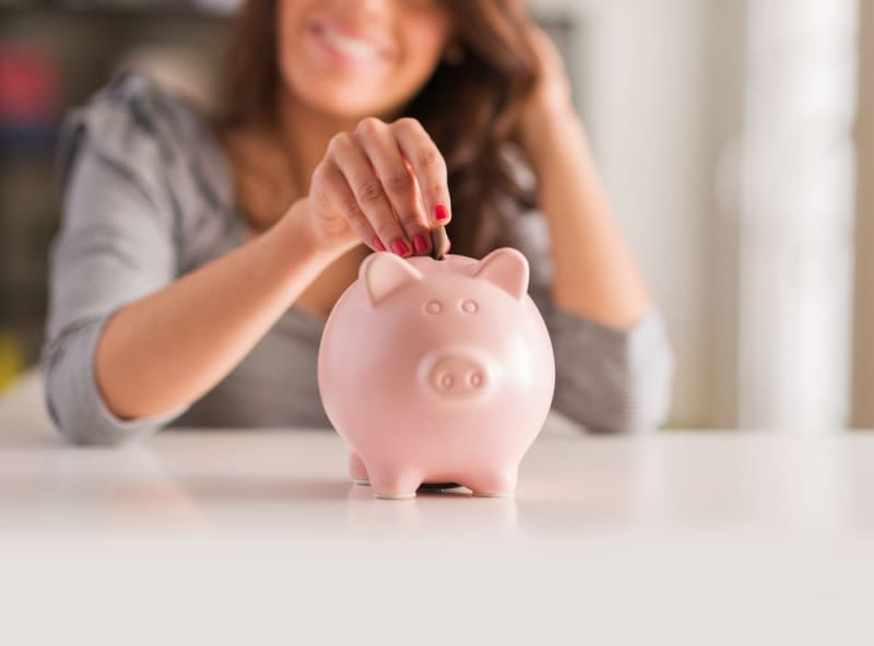 How much is everyone saving?Three points to increase the average amount of savings by age and the amount of savings