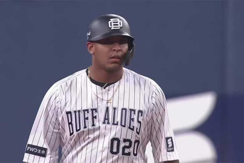 Orix's new helper Cedeño, delighted with the first hit and first RBI "I'm so happy"