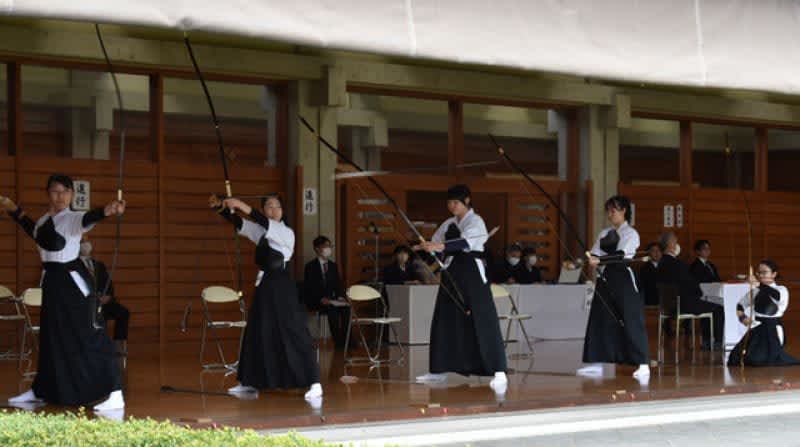 Morioka Minoru wins the women's archery group for the first time Iwate Prefecture high school overall, 22nd track