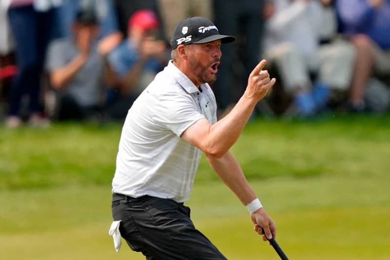 The birth of a shocking hole-in-one at a golf national pro