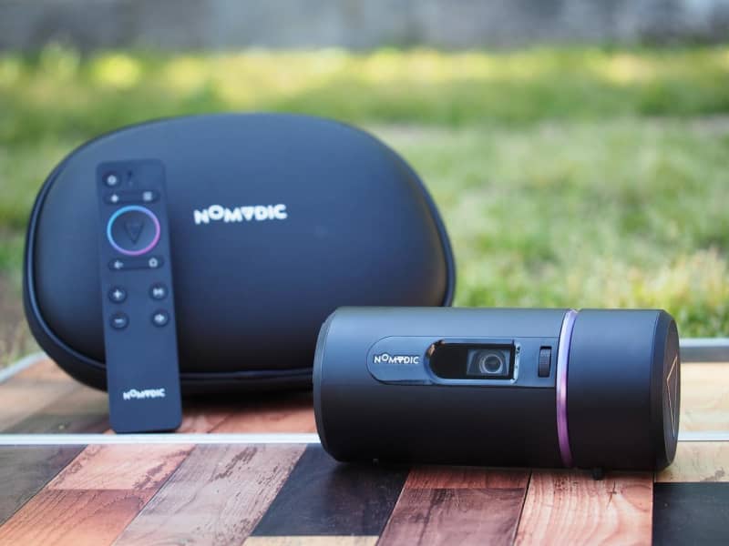 Play with NOMVDIC "R150 Smart Mobile Projector"!Great for camping and sleeping in the car