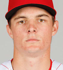 Angels win streak with "Mickey Bullet"!In the 3th inning, Moniak makes the winning arch.