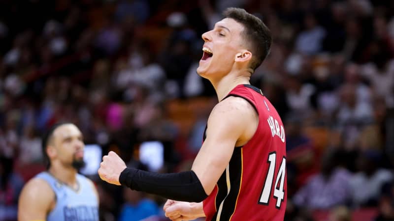 Heat's Tyler Herro resumes practice, return date undecided