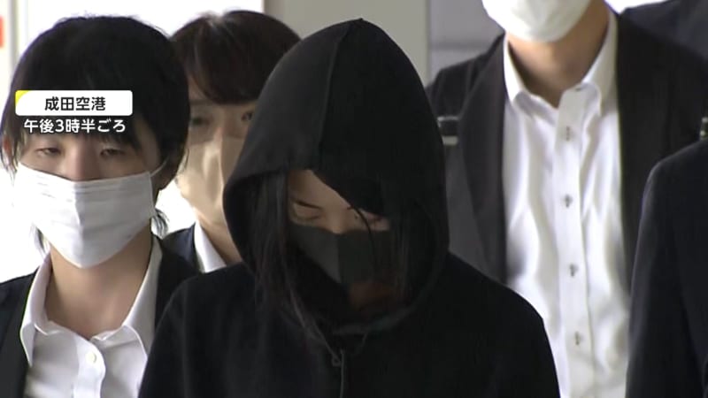 【速報】特殊詐欺「かけ子」4人 成田着　機内で熟睡も…空港ではうつむく