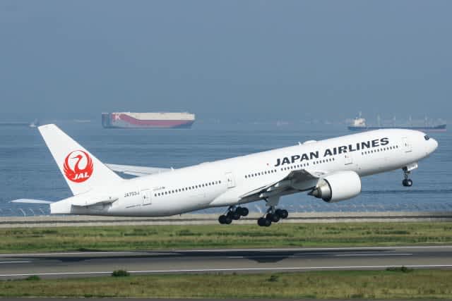 JAL 777-200ER 最後の1機「JA703J」、羽田/中部線へ投入 6月中