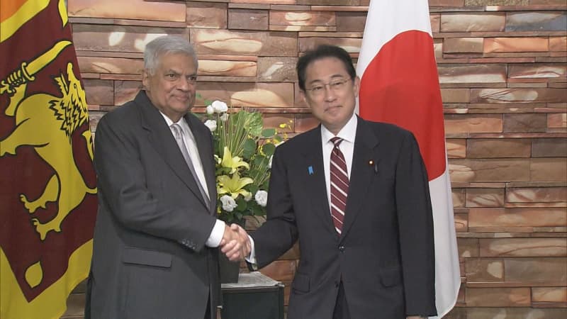 Sri Lanka's president fears 'debt trap' thanks Japan for aid