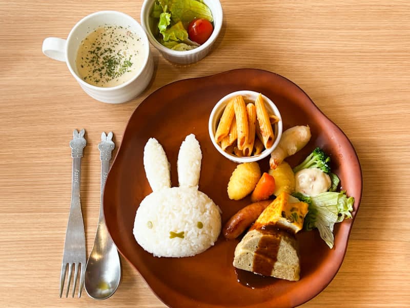 [Huis Ten Bosch] A lot of cute Miffy menus! "Nine Che Cafe" local report