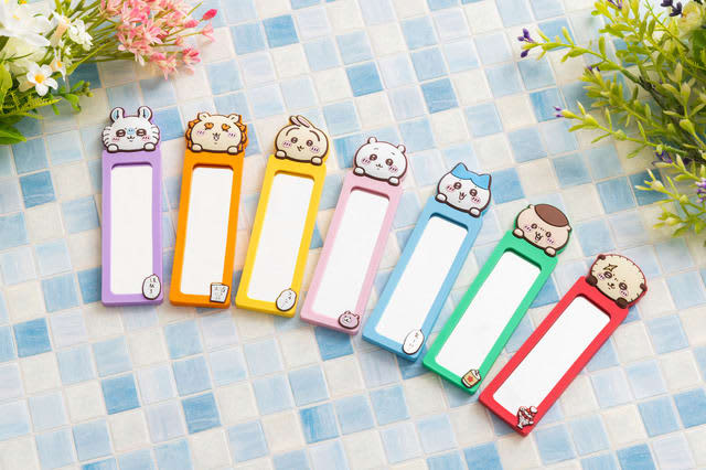 「ちいかわ」身だしなみチェックに使えるスティックミラーが登場！ハチワレたちがキュートに顔をのぞ…