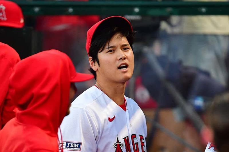 Shohei Otani, a storm of rave reviews for his casual attention to women In a group photo with Taiwanese cheerleaders, "The kindness that can't be hidden..."