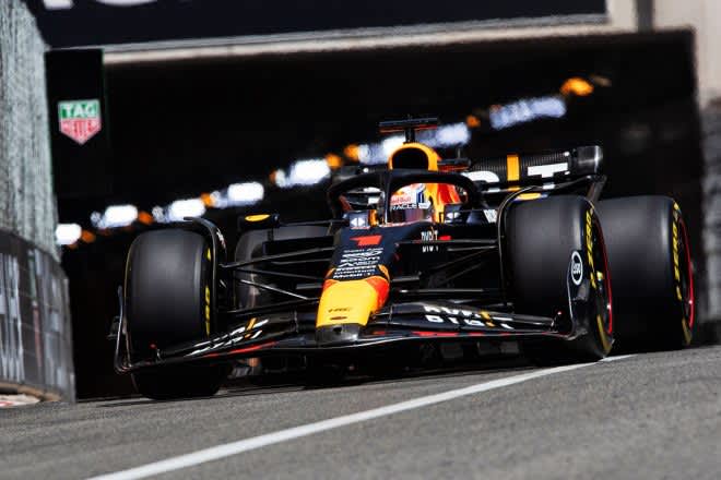 F1 Monaco GP FP2: Verstappen fastest on the first day.Sainz crashes but Ferrari...