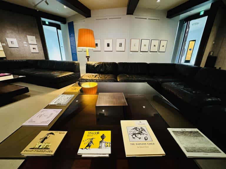 Breakthrough with "Cruel picture book" where misfortune attacks more and more!A very popular exhibition where the original drawings of Gorey gather
