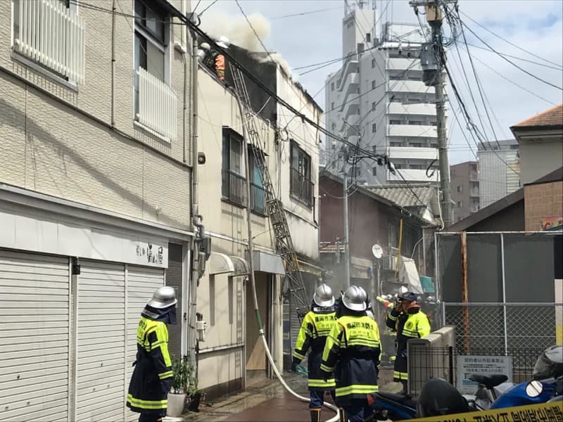 ⚡｜【速報】博多区吉塚で住宅火災