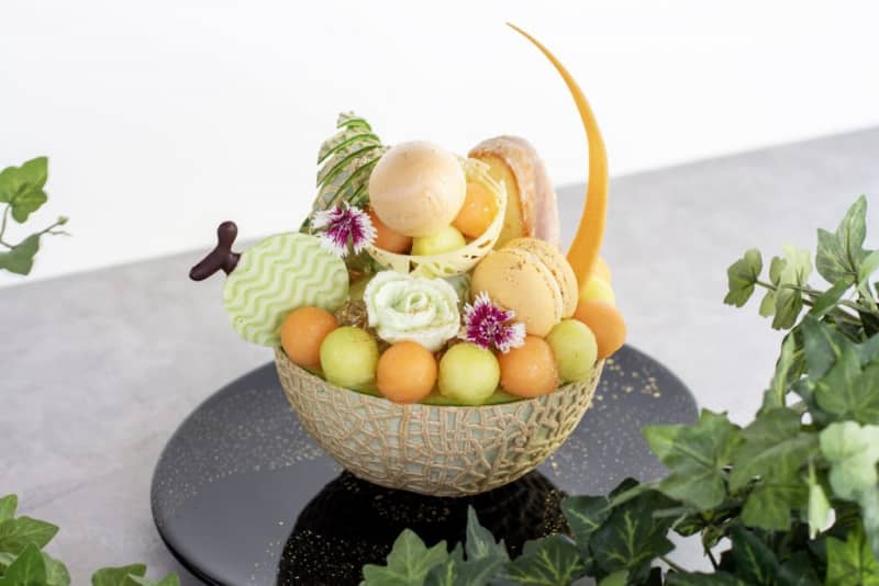 Keihanshin Early Summer Sweets Menu 4 Selections Premium Melon Parfait and Buffet Fresh Green Afternoon Tea