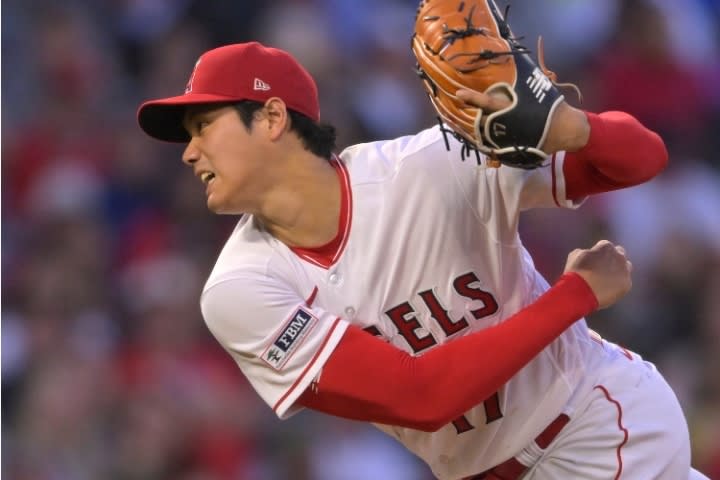 Shohei Ohtani threw with 10 strikeouts in the XNUMXth inning, but the middle pitcher hit a game-winning home run, and his XNUMXth win disappeared!The D army fell behind by XNUMX point...