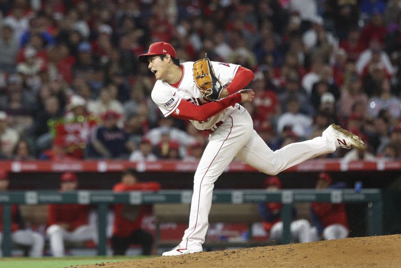 MLB = Angels Otani 6th inning, 2 runs, 10 strikeouts without winning or losing