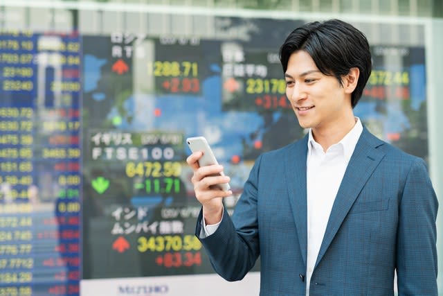「年収1000万円以上の人」が検討している投資額…最多は「3000万以上」