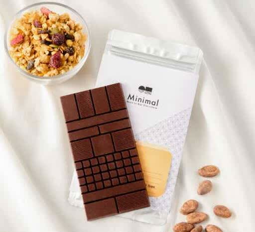 Introducing a seasonal chocolate bar made from minimal and Madagascar cacao beans♪