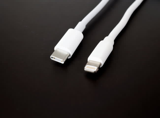 5 "Smartphone Charging Cables" You Shouldn't Use!What are dangerous signs and guidelines for replacement?