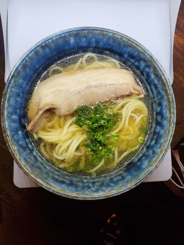 Deep and flavorful sea bream dashi ramen at the "Fish Skewer BAR" created by craftsmen with great care, their own EC site and Am ...