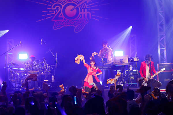 angela、20th Anniversary☆岡山凱旋Day2のオフィシャルレポート到着