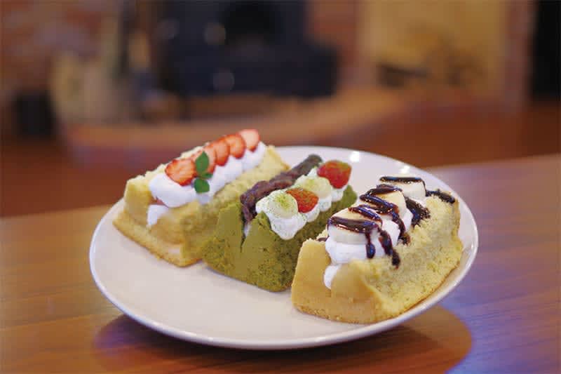 Cafe Bishin "Rice Flour Chiffon Cake Sandwich"