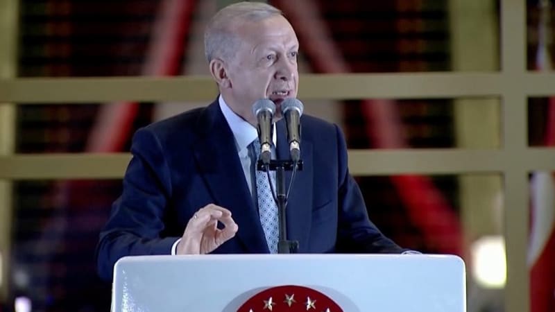トルコ大統領選、再選で勢いづくエルドアン氏　今後予想される展開は
