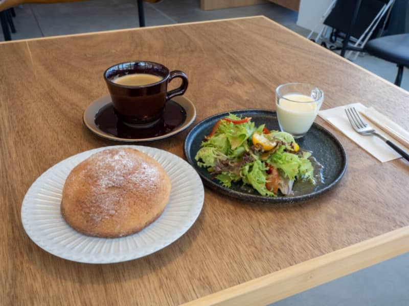 cafe tomorrow -asumo- | A shop where you can enjoy lunch and cafe time in the morning is located in Nakano-cho, Higashi-ku on 4/1…