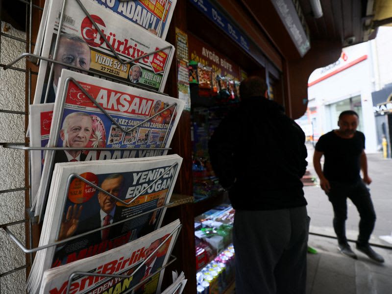 Turkish opposition pessimistic, Erdogan calls for reconciliation