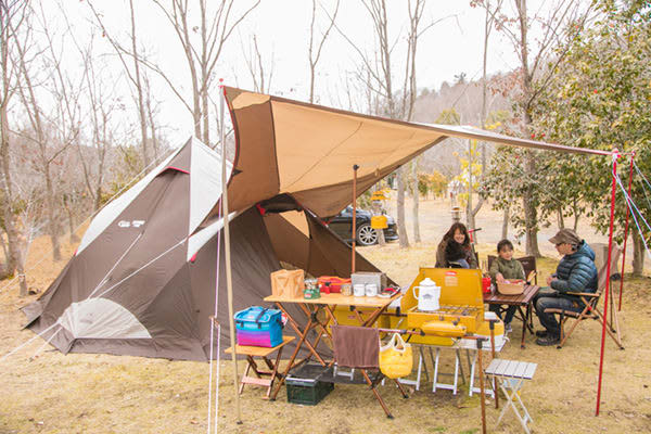 キャンプ歴10年の現役キャンパーが徹底解説！誰でも簡単に設営できるテントはまさかの…！？